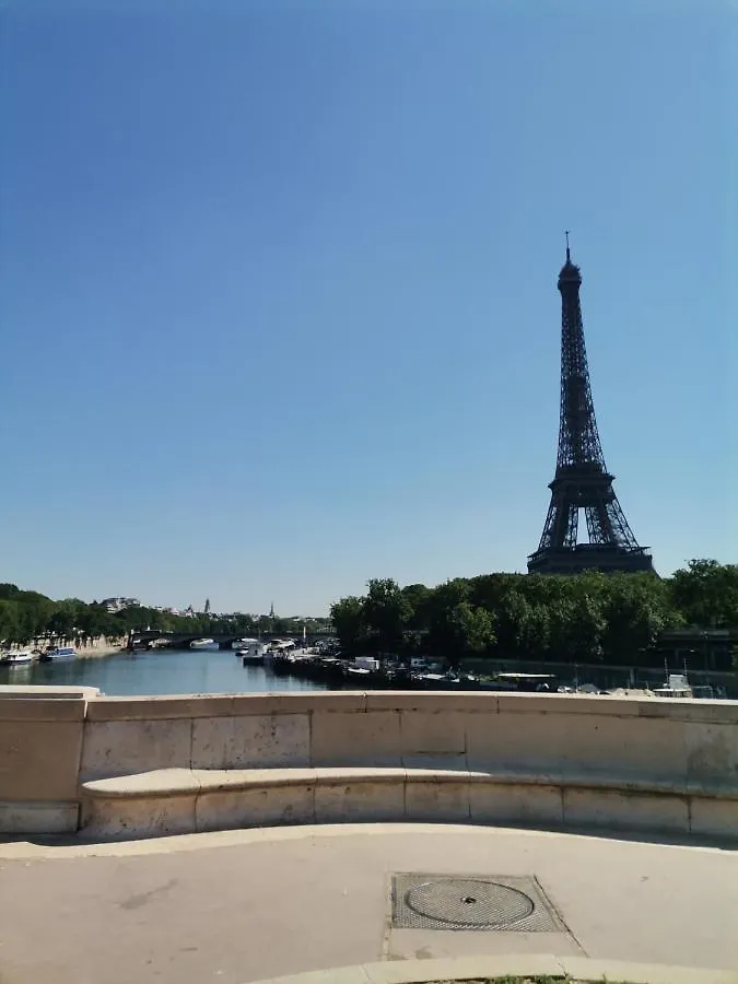 Apartment Toureifelchampselysee Paris