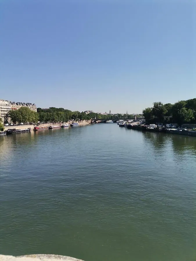 Toureifelchampselysee Daire