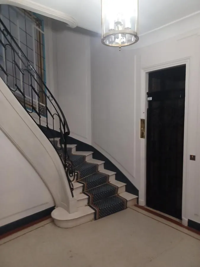 Toureifelchampselysee Apartament Paryż