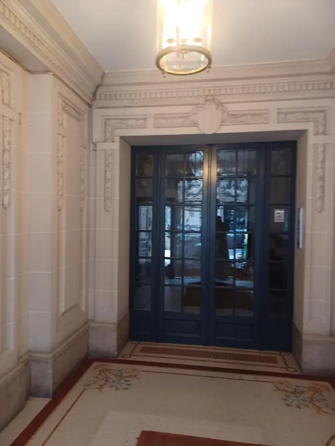 Toureifelchampselysee * París