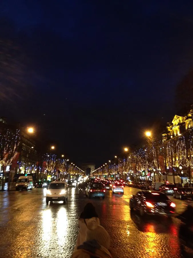 Toureifelchampselysee Apartamento *
